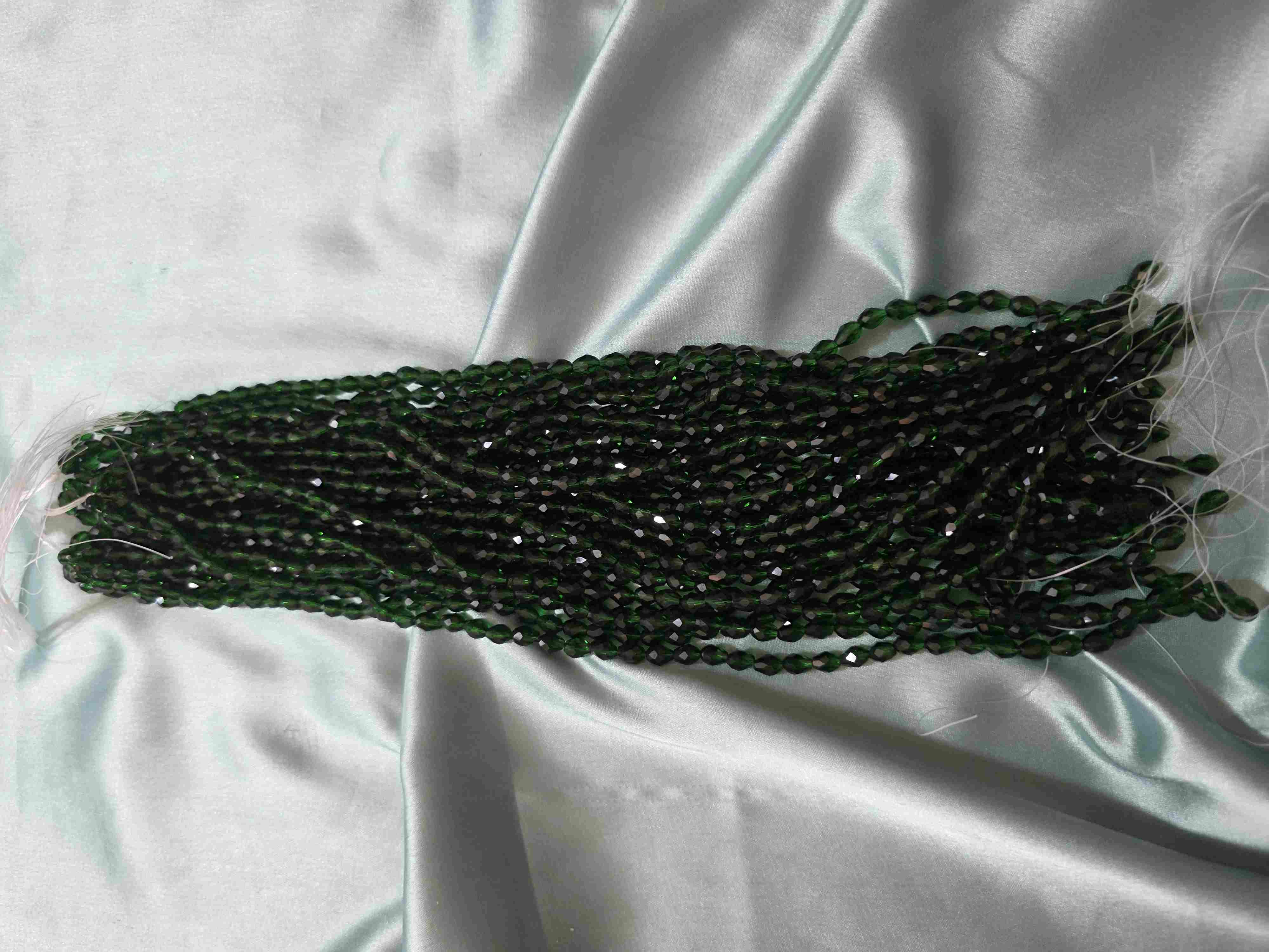 Oval Crystal  medium green